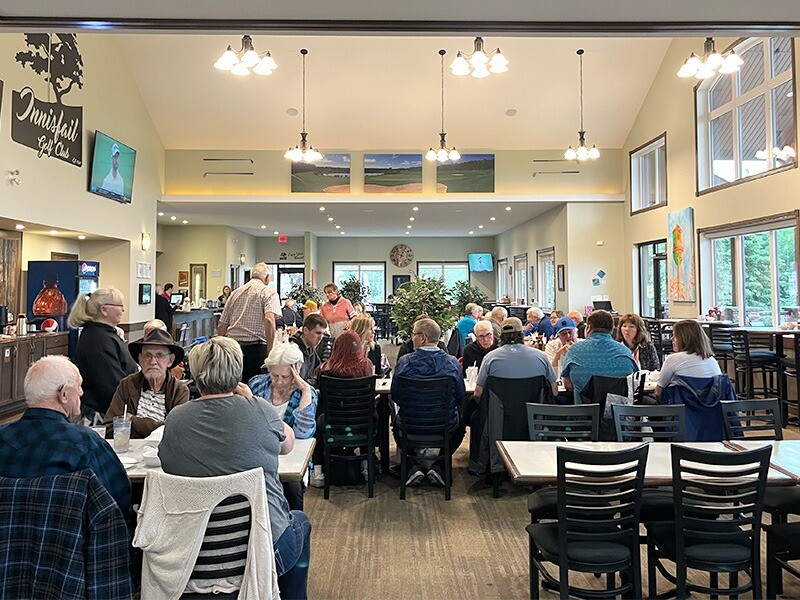 Divots Restaurant - Innisfail Golf Club - Alberta